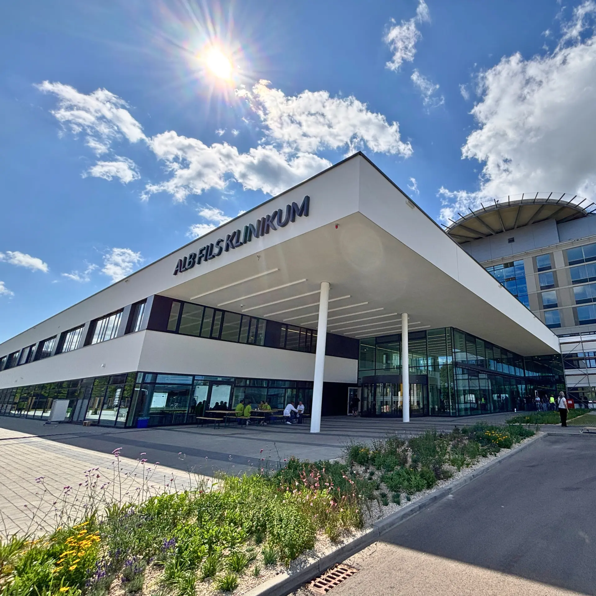 Alb Fils Klinikum – Patientenzimmer und Küchen – Kliniken Innenausbau in Göppingen